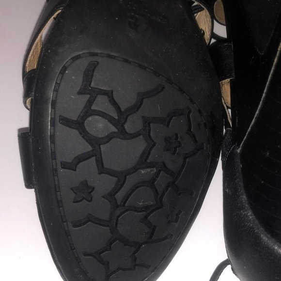 NWOT Blondo Sandals - Picture 11 of 16